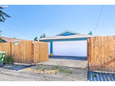 325 26th Ave, Longview, WA 98632 - photo 3