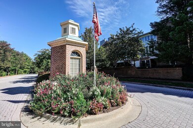 5717 Brewer House Cir unit 301, Rockville, MD 20852 - photo 7