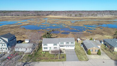 195 S Tibbetts Ave, Wells, ME 04090 - photo 3