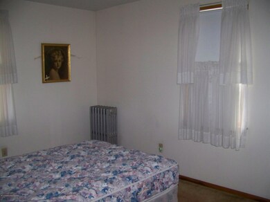 1325 Cedar Ave, Scranton, PA 18505 - photo 7