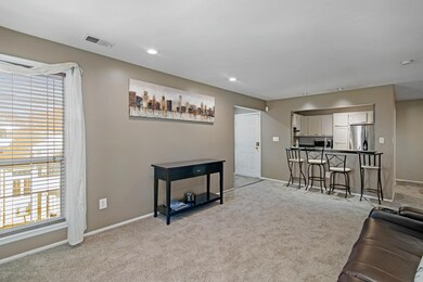 531 Clubhouse Ct unit 3, Union, NJ 07083 - photo 2