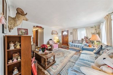 2033 Bushy Run Rd, Jeannette, PA 15644 - photo 3