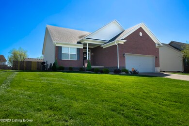 183 Crystal View Ct, Mount Washington, KY 40047 - photo 2