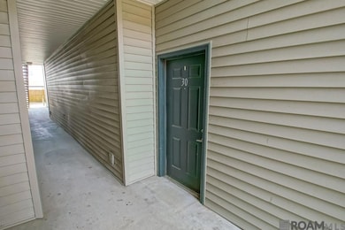 155 Aspen Square unit 30, Denham Springs, LA 70726 - photo 2