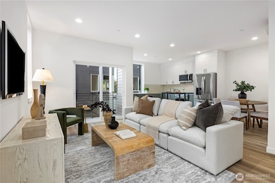 1913 A N 120th St, Seattle, WA 98133 - photo 4