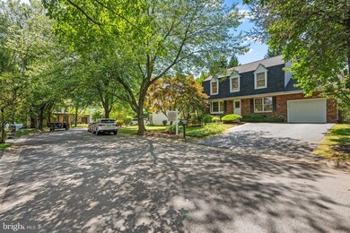 19073 Mcfarlin Dr, Germantown, MD 20874 - photo 3