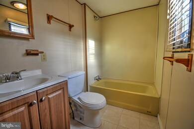 198 Boones Dr, Lothian, MD 20711 - photo 4