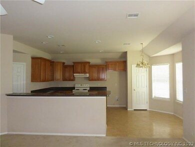 21161 E 39th Place S, Broken Arrow, OK 74014 - photo 4