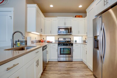 3806 SW Coyote Lane MLS-27