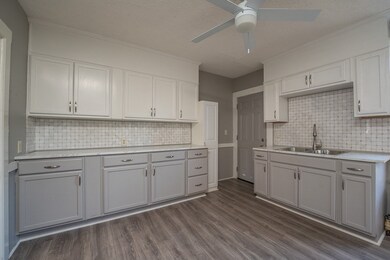 153 Hubbard St, Ludlow, MA 01056 - photo 6