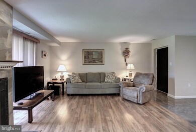 1110 Castle Harbour Way unit 1C, Glen Burnie, MD 21060 - photo 3