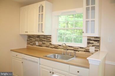 5 Parkview Cir, Southampton, PA 18966 - photo 4