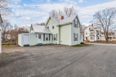 26 Pleasant St, Skowhegan, ME 04976 - photo 5