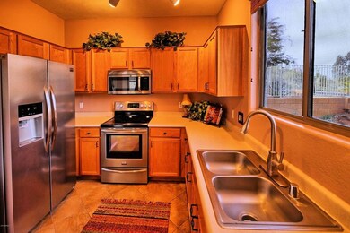 05 - Kitchen with New Stainless Applianc