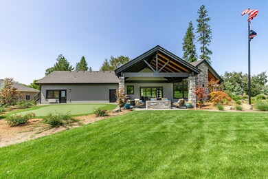 239 Twisted Pines Dr, Grants Pass, OR 97527 - photo 7