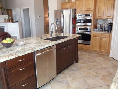 5062 S Peachwood Dr, Gilbert, AZ 85298 - photo 5