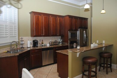 Kitchen/Bar