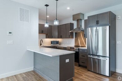 21 Summer St unit 303, Natick, MA 01760 - photo 2