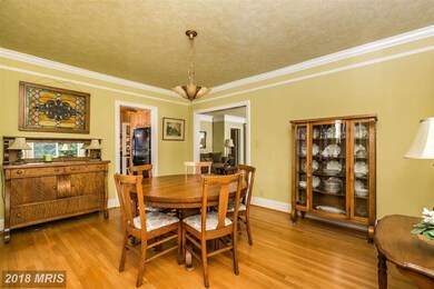 8 Holmehurst Ave, Catonsville, MD 21228 - photo 7