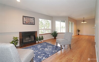 21937 7th Ave S unit 215, Des Moines, WA 98198 - photo 2