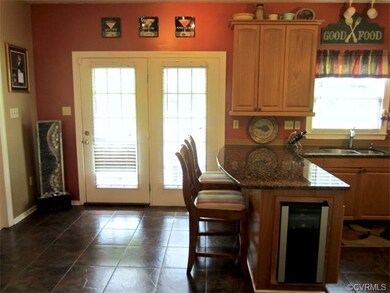 Eat-in Area of the Kitchen has the 15