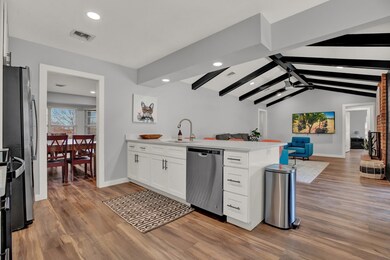 155 Linda Dr, Fredericksburg, TX 78624 - photo 7