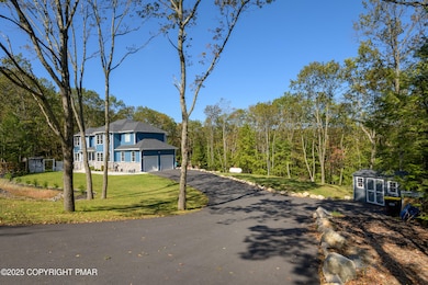 322 Russell Ct, Effort, PA 18330 - photo 3