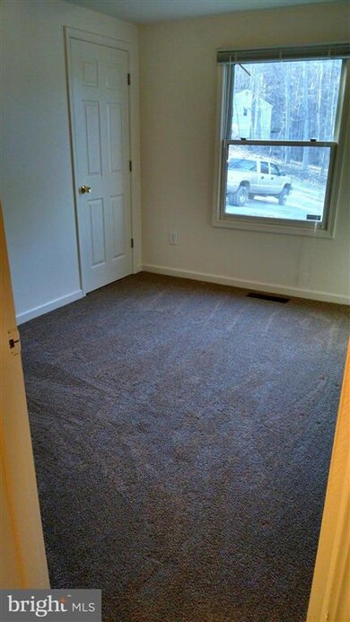 125 Shenandoah Dr, Harpers Ferry, WV 25425 - photo 6