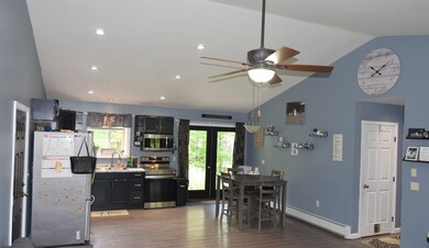 146 Timber Ln, Littleton, NH 03561 - photo 3