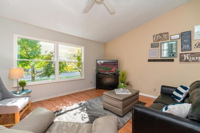1238 Clement Dr-17