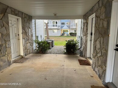 909 Scarlet Oak Ave, Toms River, NJ 08755 - photo 7