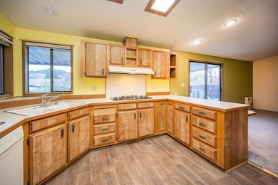 20 Rollingwood Dr unit 80, Jackson, CA 95642 - photo 6