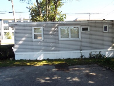 1515 Vfw Pkwy unit R20, West Roxbury, MA 02132 - photo 2