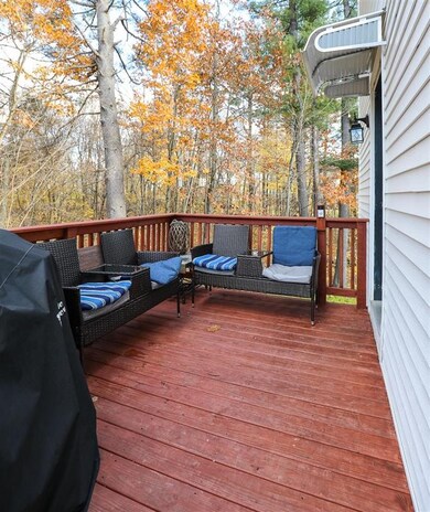 29 Sweatt St, Concord, NH 03303 - photo 4