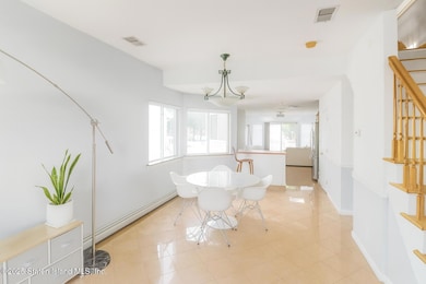 158 Camden Ave, Staten Island, NY 10309 - photo 5