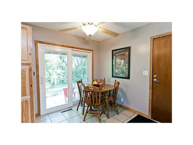 Eat-in Kitchen.