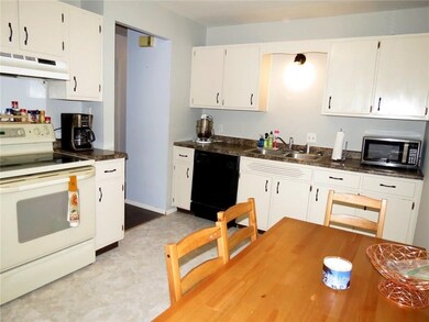 2625 12th St, Columbus, IN 47201 - photo 2