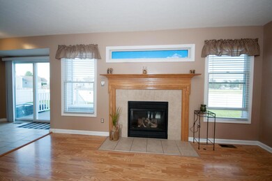 2610 Weeping Willow Ct, Columbus, OH 43207 - photo 7