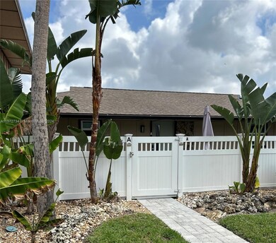 4291 Island Cir unit A, Fort Myers, FL 33919 - photo 3