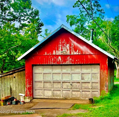 4045 Limeport Pike unit 4079, Zionsville, PA 18092 - photo 3
