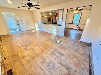 8336 Pythian Ave, Norfolk, VA 23518 - photo 3