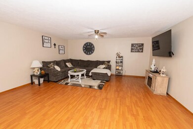 69205 Garver Lake Rd Edw Living room 2