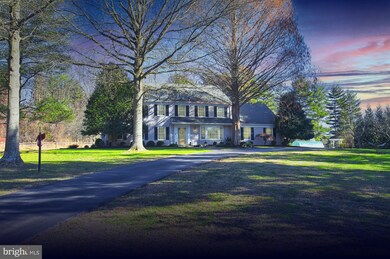 14801 Spring Meadows Dr, Germantown, MD 20874 - photo 2