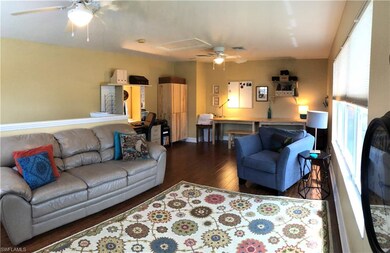 Spacious bonus room!