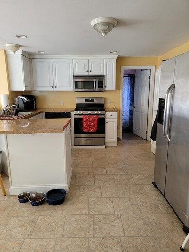 33 5th St, Nashua, NH 03060 - photo 3