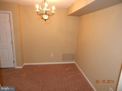 113 Ravens Crest Dr, Plainsboro, NJ 08536 - photo 4