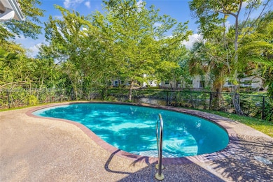 11390 NW 37th St, Coral Springs, FL 33065 - photo 2