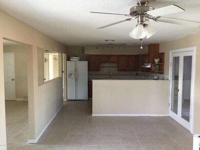 7th kitchenIMG_0617.JPG