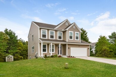 002-photo-front-view-6343682