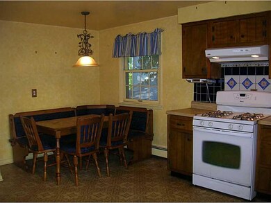 Kitchen. A true eat-in-kitchen. Breakfast nook can